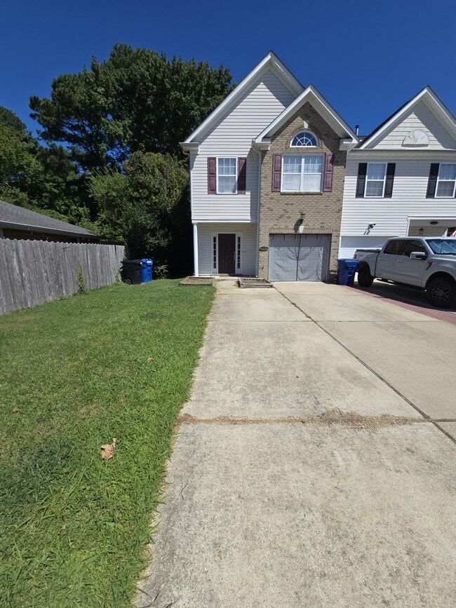 Building Photo - 1170 Gunn Hall Dr
