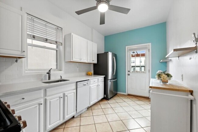 Building Photo - 114 Carlton Ave