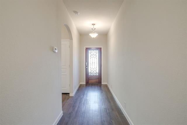 Building Photo - 817 Woodmark Dr