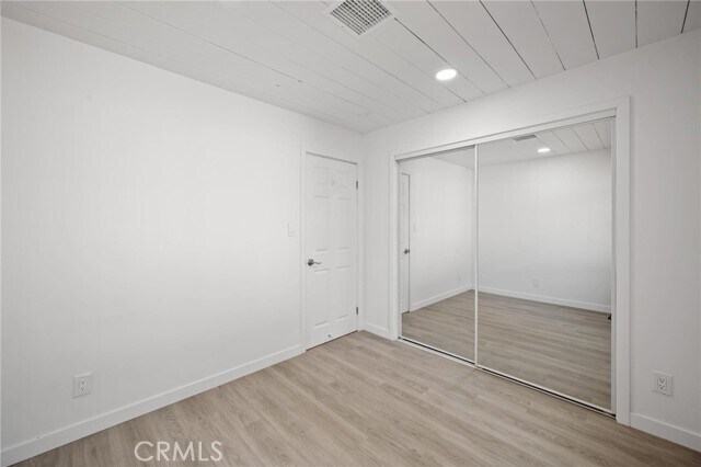 Building Photo - 7445 Balcom Ave