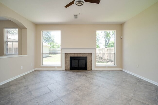 Building Photo - 4202 Cantrell Ct