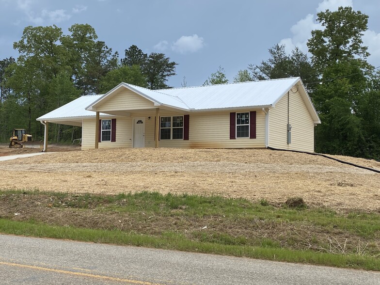 Exterior - 306 Silver Run Rd