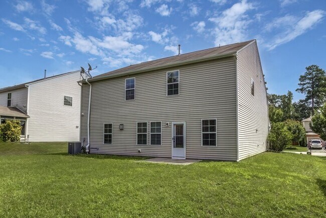 Building Photo - 3817 Althorp Drive