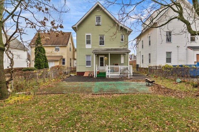 Building Photo - 55 Admiral St