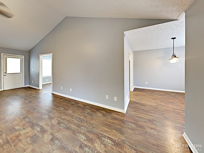 Building Photo - 5102 Meridian Lake Dr