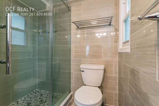 Building Photo - 1620 Mt Vernon St