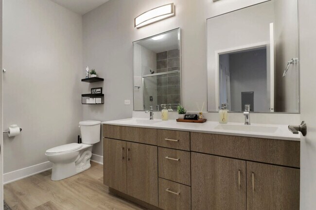 Building Photo - 28294 Ferry Rd