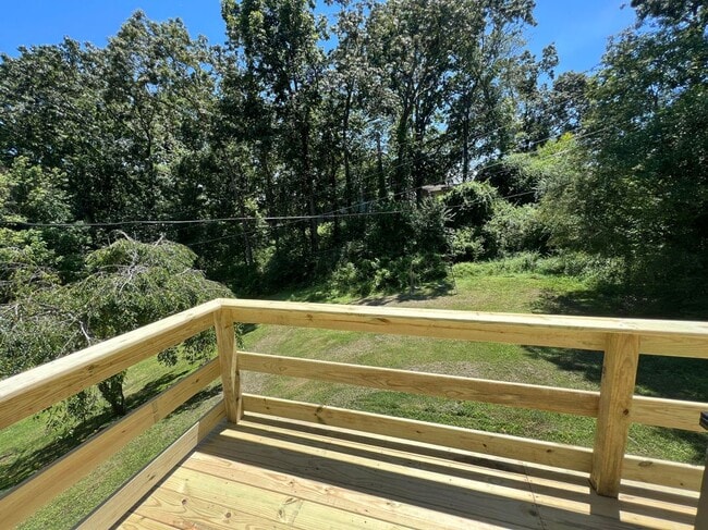 Building Photo - 5056 Shoals Ln