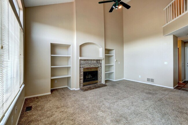 Building Photo - Castle Rock Founders Village Single Family 4BD/3BTH/3-Car (~2100 FSF)