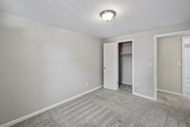 Building Photo - 1033 Turley Dr