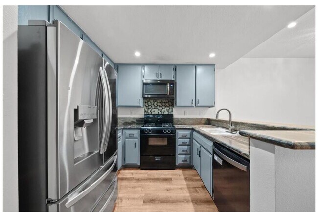 Building Photo - Don't Miss This One | Upgraded Stevenson Ranch Home for Rent