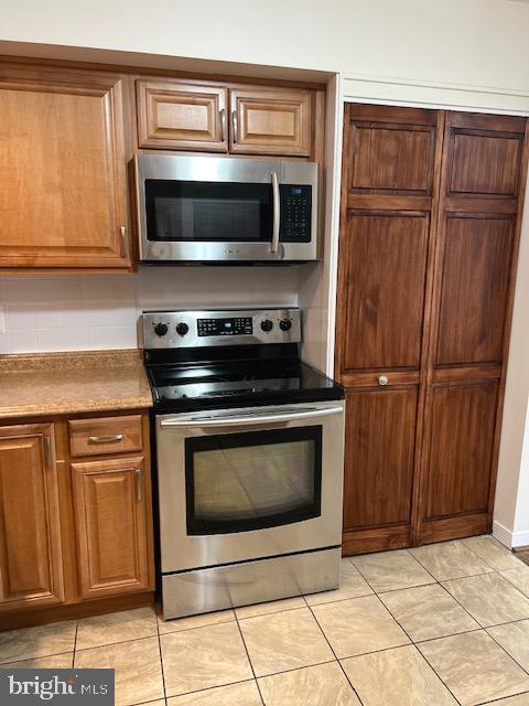 Building Photo - 3198 Old Post Dr