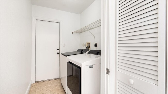 Building Photo - 19820 SW 7th Pl