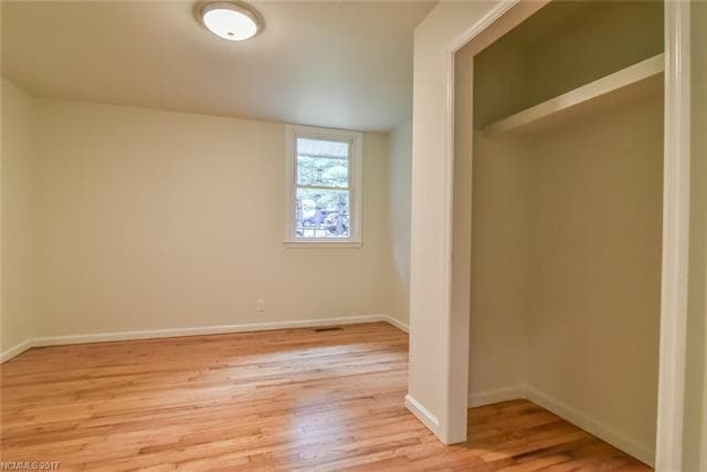 Building Photo - Cozy 3 Bedroom 1.5 Bathroom Home Nestled In Black Mountain