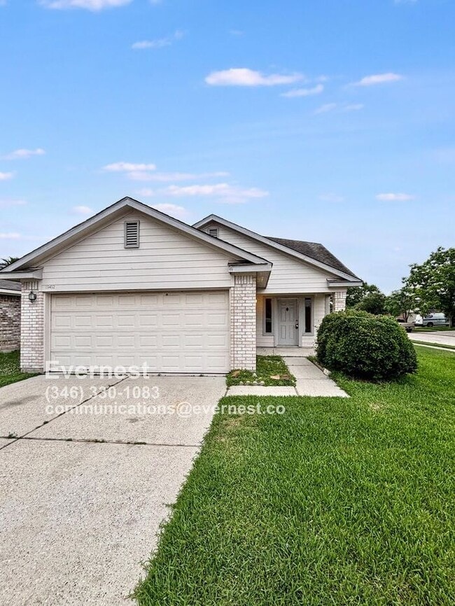 Primary Photo - Beautiful 4-Bedroom Corner Lot Home in a P...