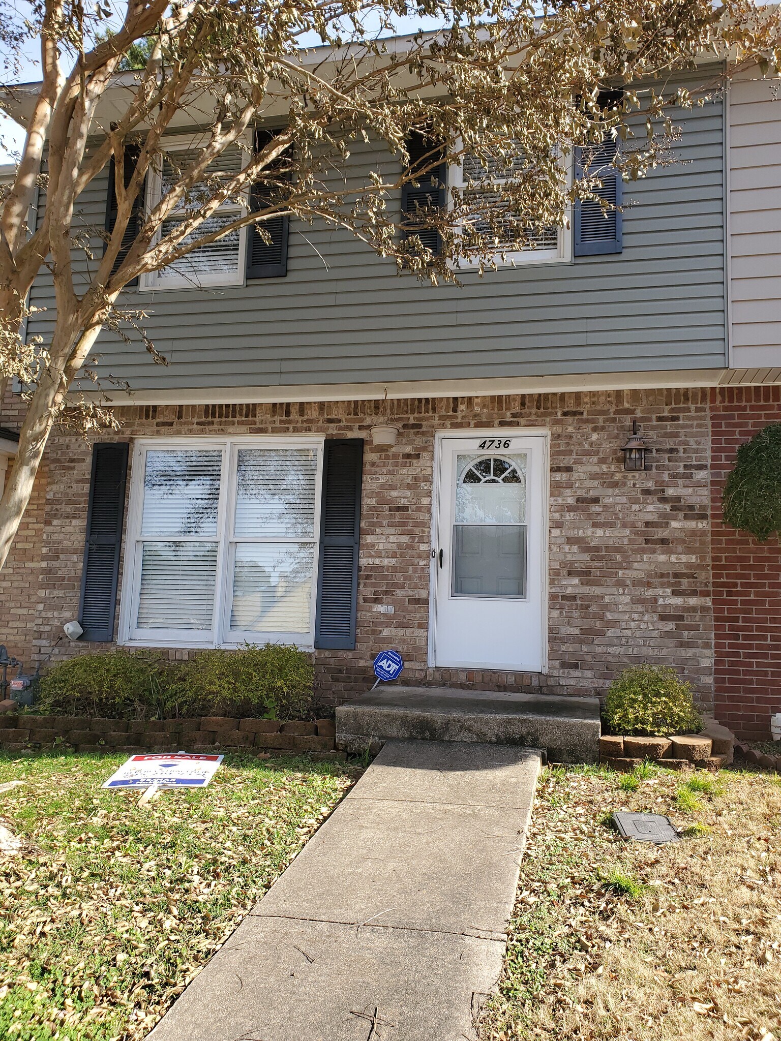 Building Photo - 4736 Cheshire Cir