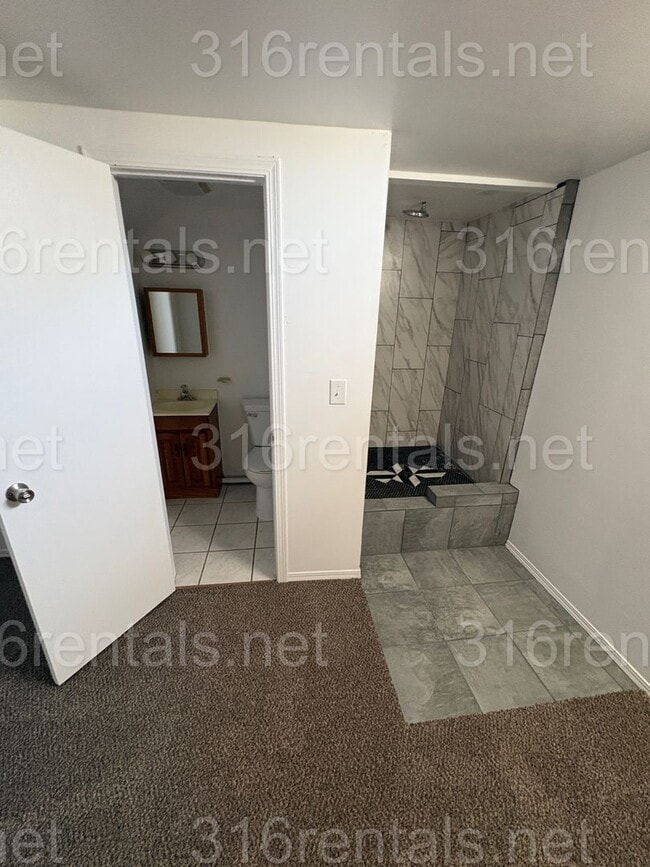 Building Photo - 6446 Mabel St