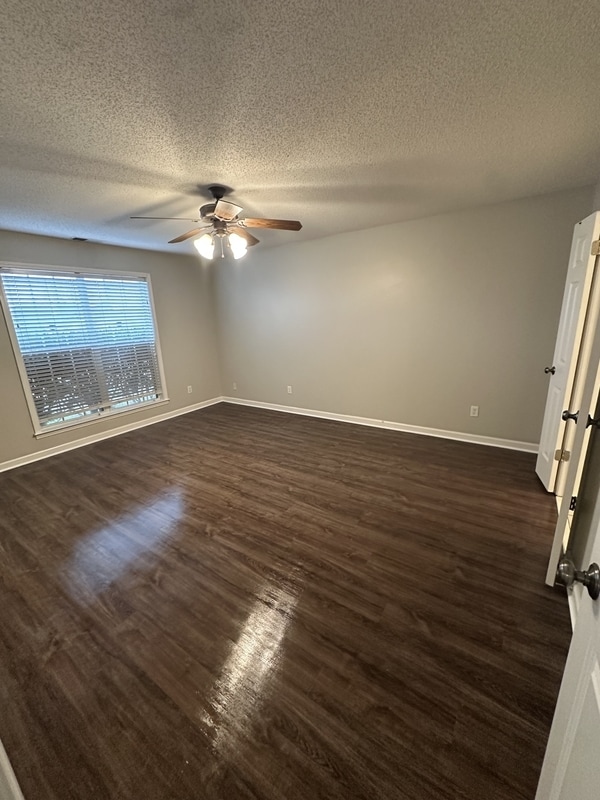 Building Photo - 2178 Berry Bush Ln