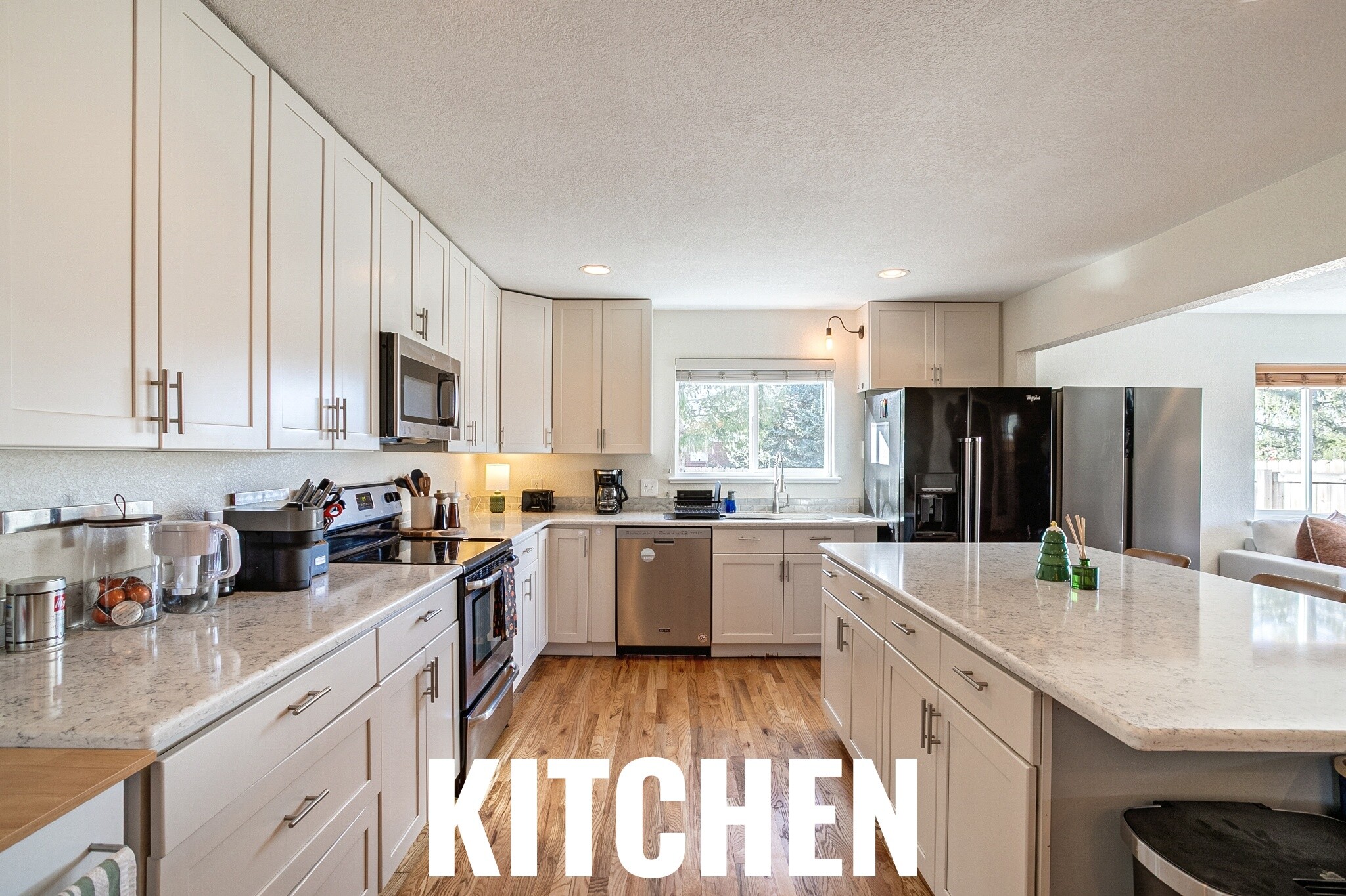 Building Photo - 10490 W Dakota Ave