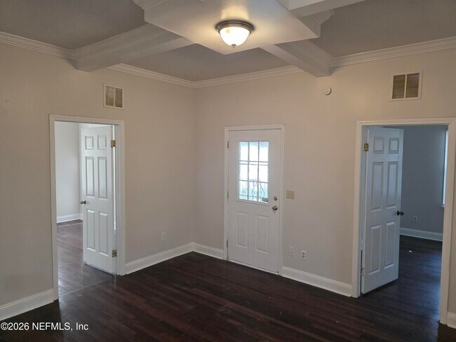 Building Photo - 2039 Franklin St