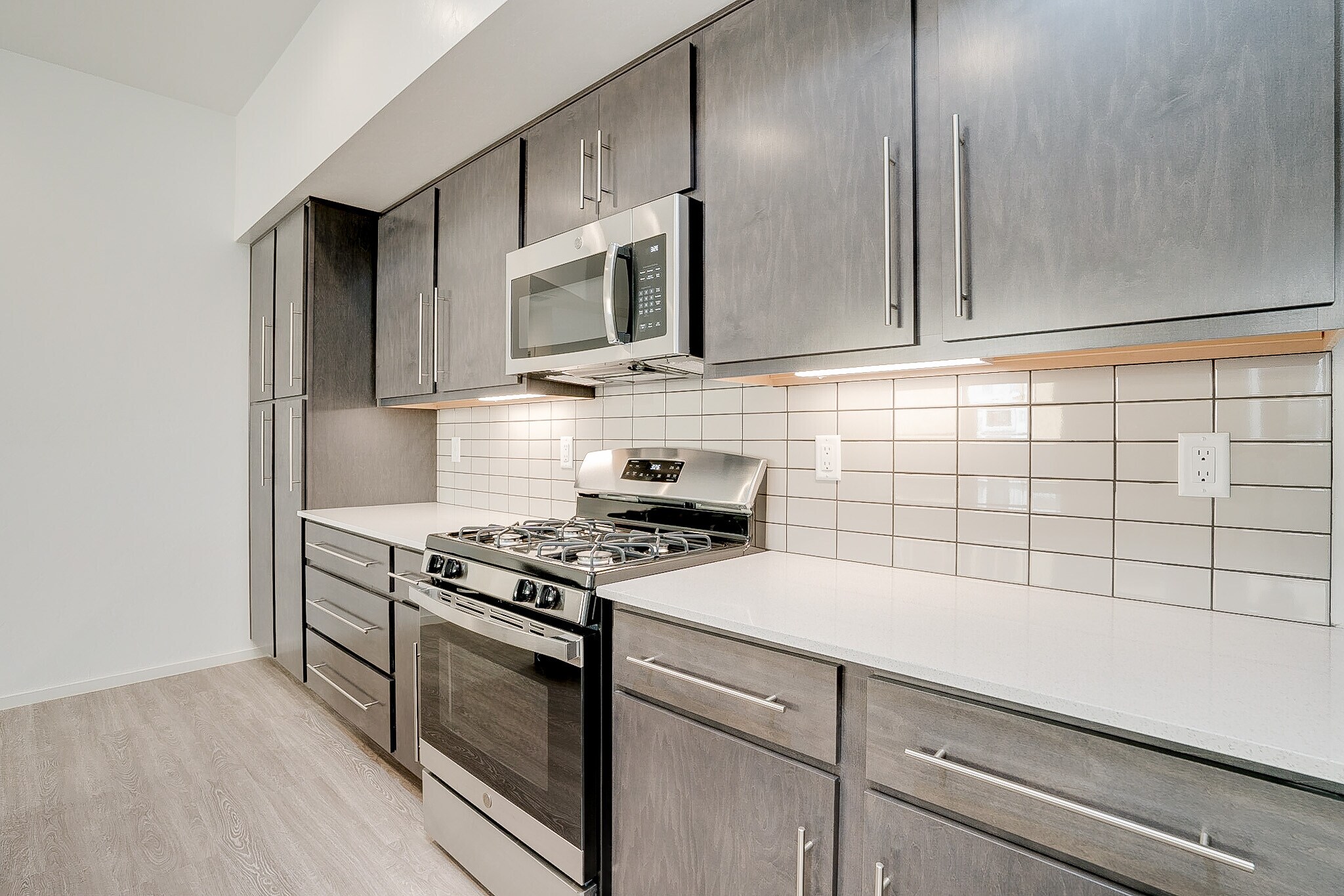 Kitchen - 8665 E Ultra Dr