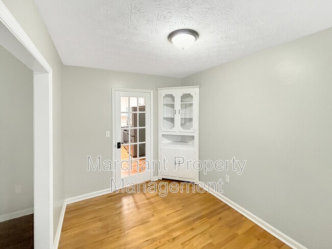 Building Photo - 15 Wood Cir