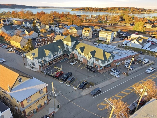 Building Photo - 62 South St