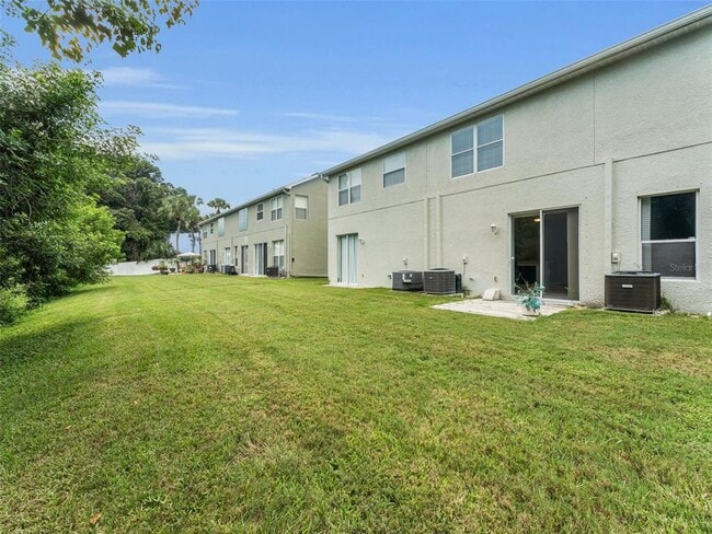 Building Photo - 8736 Eleanor Ct