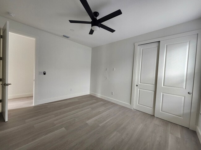 Building Photo - Brand New Duplex