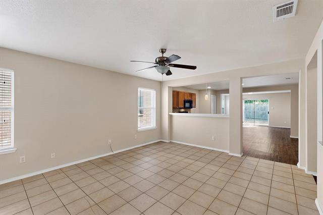 Building Photo - 9120 Sun Haven Way