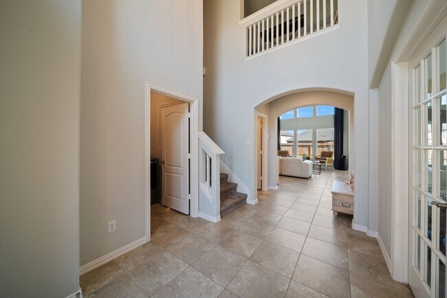 Building Photo - 1707 Benbrook Hollow Ln