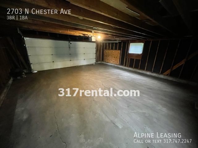 Building Photo - 3/1 with 2-car garage/workshop combo (has ...