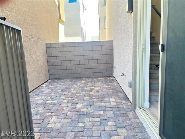 Building Photo - 11611 Earth Stone Ave