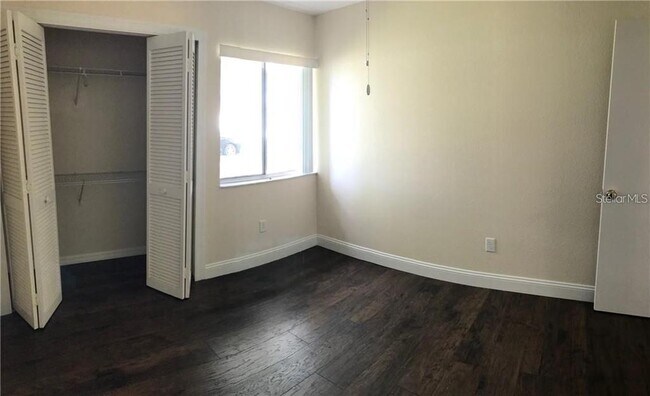 Building Photo - 4745 Escalante Dr