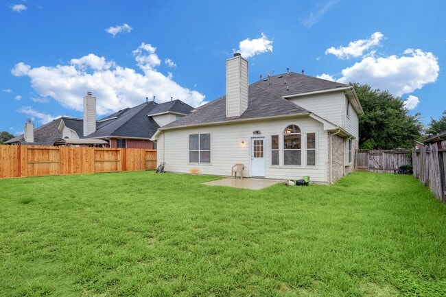 Building Photo - 3924 Highland Vale Ct