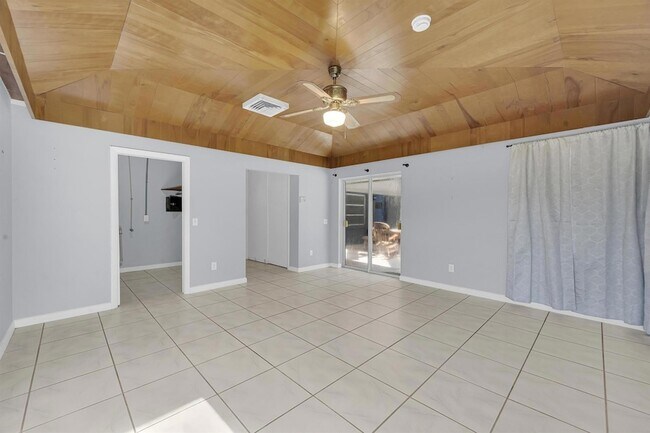 Building Photo - 4910 Ralls Rd