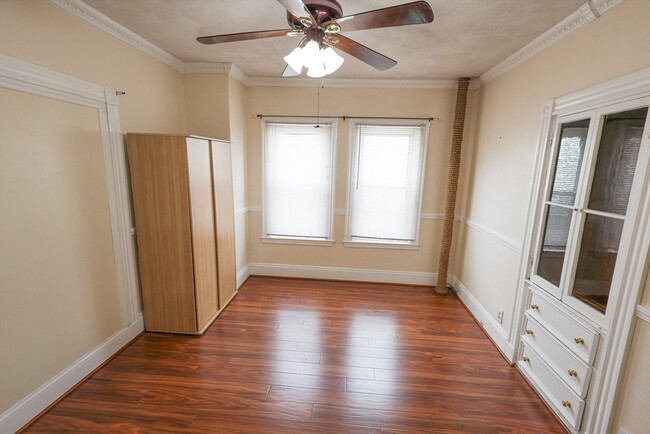 Building Photo - 369 Savin Hill Ave