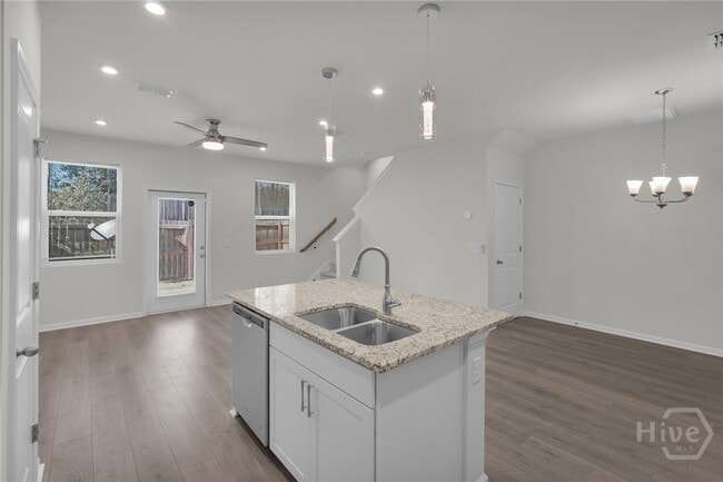 Building Photo - 124 Benelli Dr