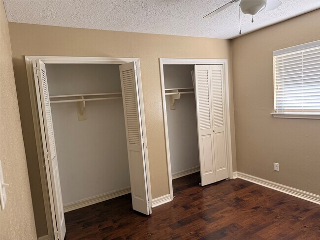 Building Photo - 13726 Rampchester Ln