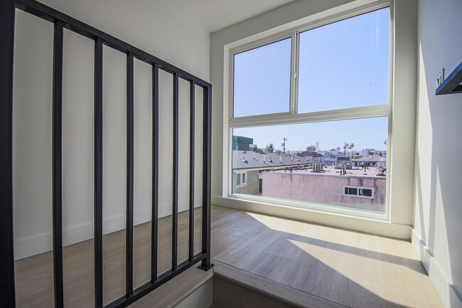 Building Photo - Luxury 2026 Townhomes with Massive Bedrooms + Decks with Views