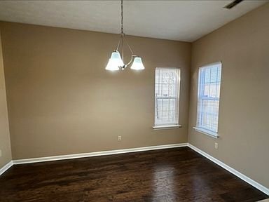 Building Photo - 1149 Parliament Way