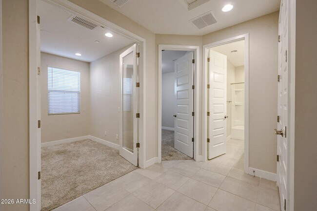 Building Photo - 12402 W Cassia Trail