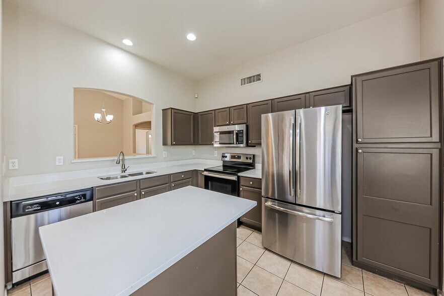 Building Photo - 13413 W Port Au Prince Ln