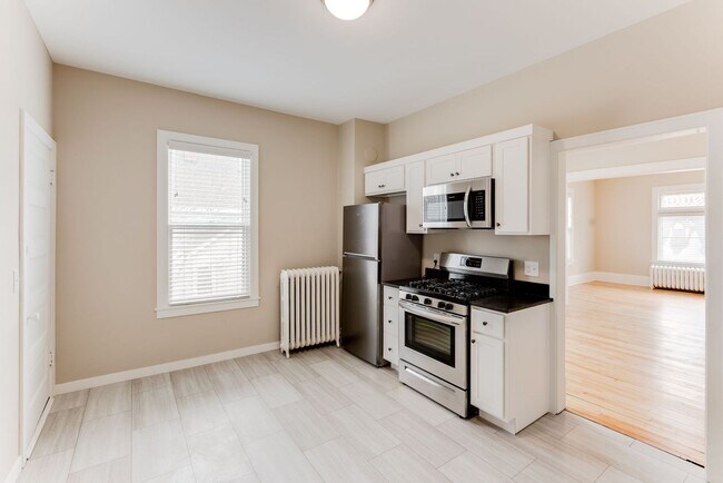 Building Photo - 273 W Sturgis St