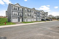 Building Photo - 186 Cadbury Dr
