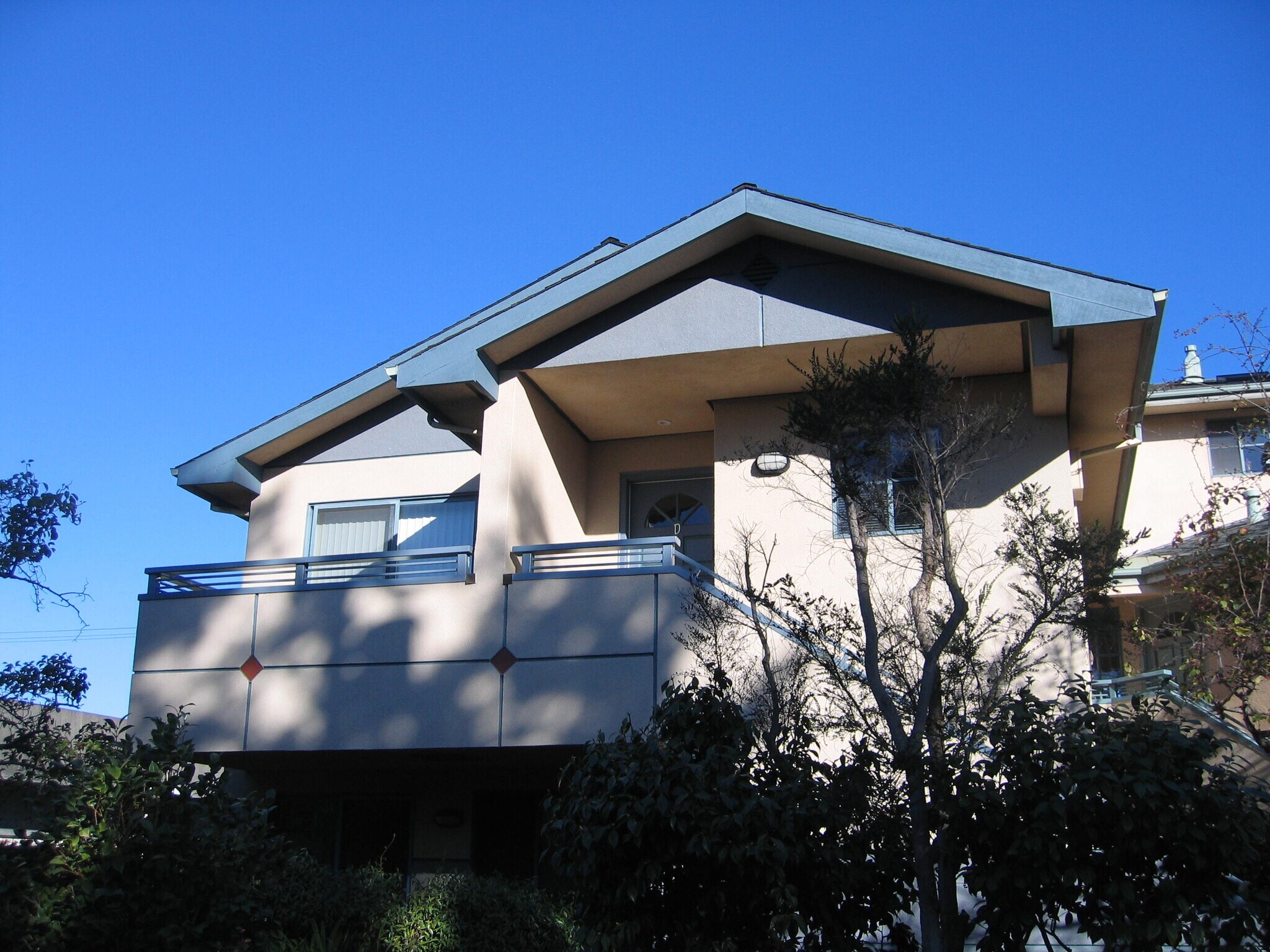 Building Photo - 1310 Neilson St