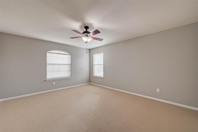 Building Photo - 502 Mornington Ln