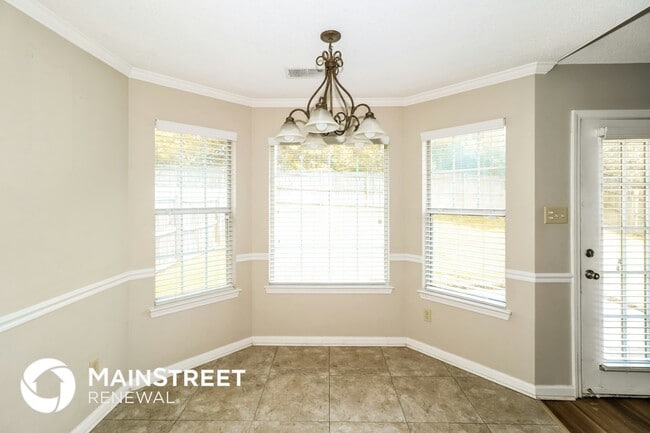 Building Photo - 1602 Far Dr