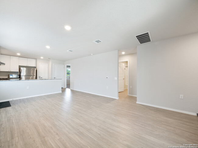 Building Photo - 7231 Rosada Way