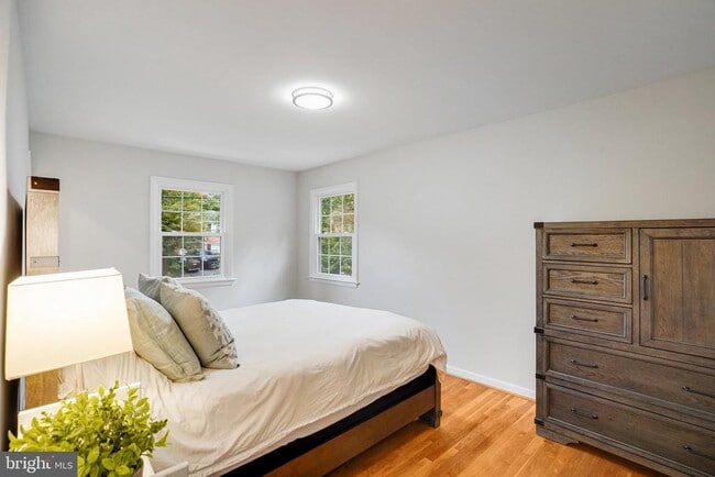 Building Photo - 3300 Prince William Dr